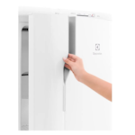 Geladeira Electrolux 240L Cycle Defrost Degelo Pratico Uma Porta 127V RE31 Branco