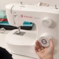 Maquina De Costura Domestica Singer M2405 127V -8261e116-b15d-42a5-bd13-67ea399c5037